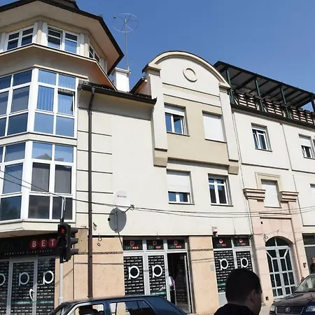 Vincic Hostel *
