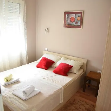 Hostel Vincic *